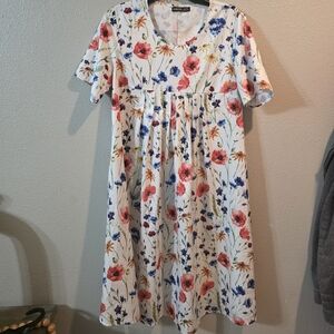 Floral mid length Noracora Dress size Medium